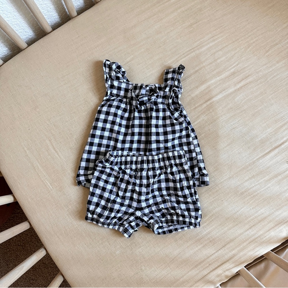 Carters black and white checkered outfit